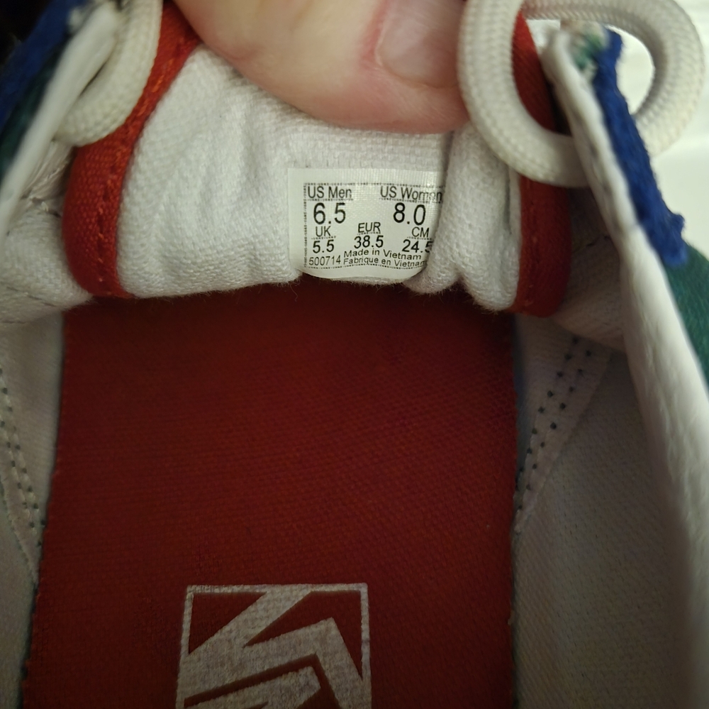 Vans shoes - Picture 7 of 9